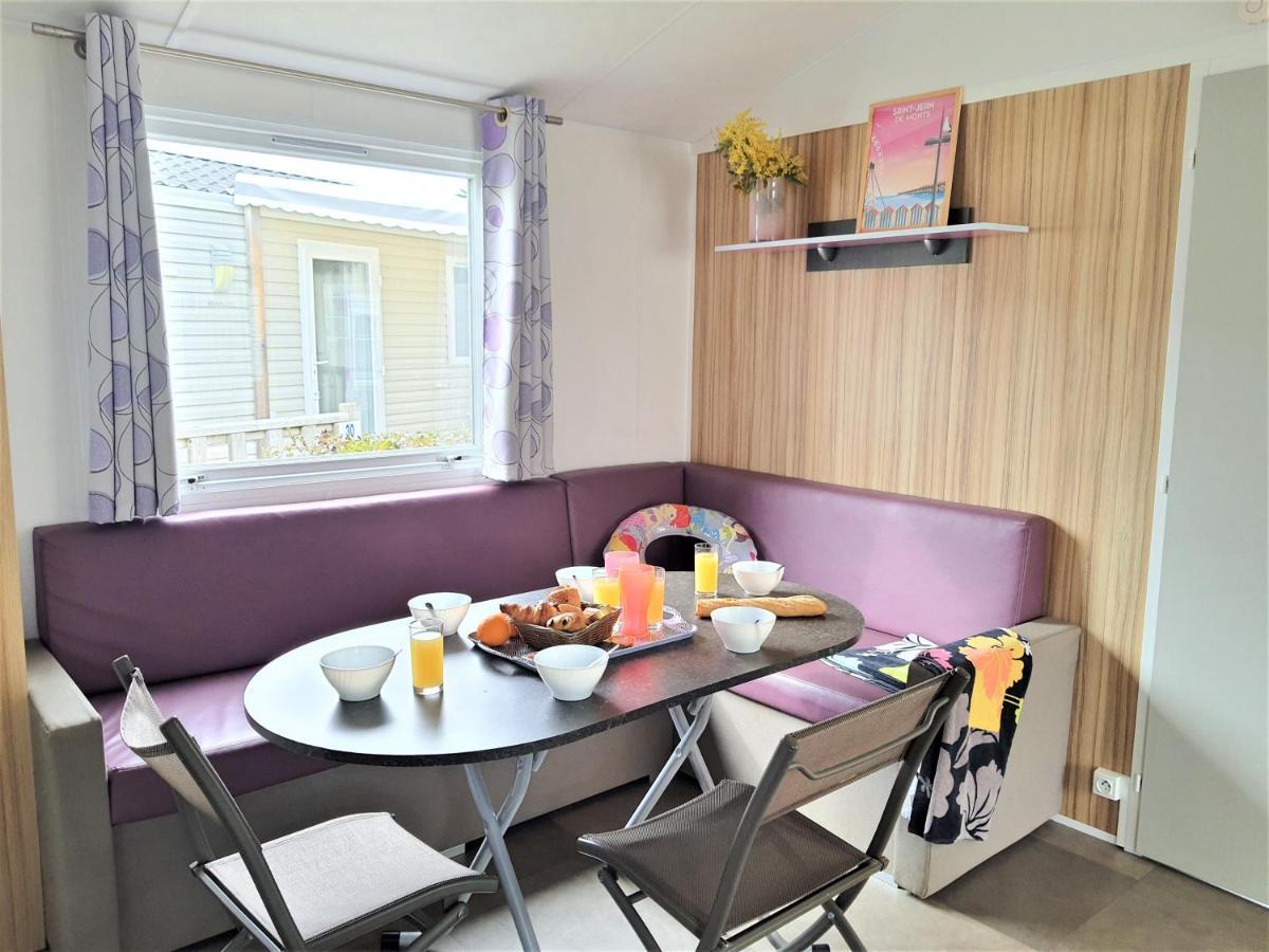 Отель Camping Le Clos Des Pins Сент-Илер-де-Рье Экстерьер фото